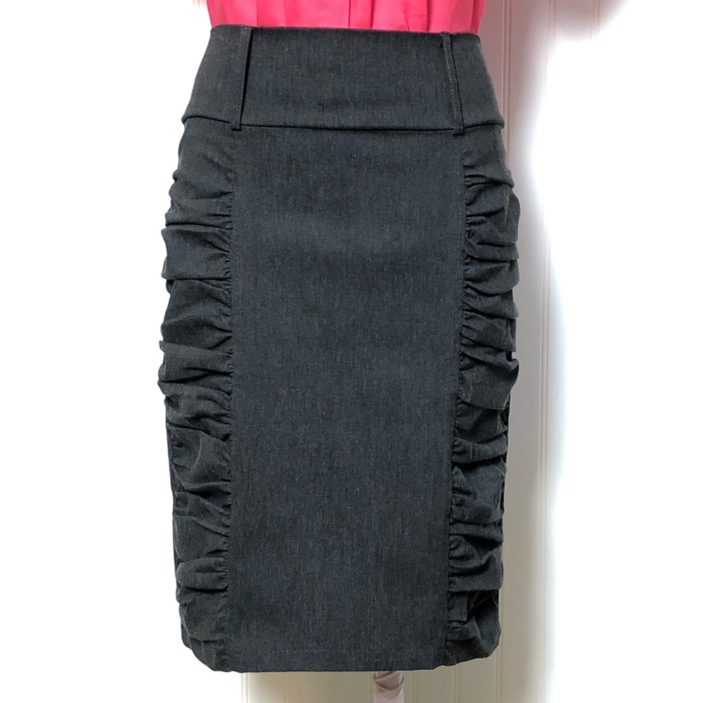 Valia Stretch Rushed Sides Skirt Sz. 7
